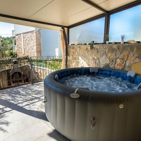 Holiday Home Svjetlana Risika Luaran gambar